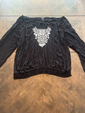 torrid Black Long-Sleeve Peasant Top with White Floral Embroidery